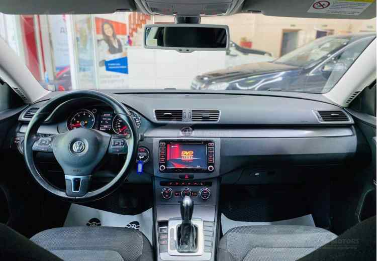 Volkswagen Passat B7