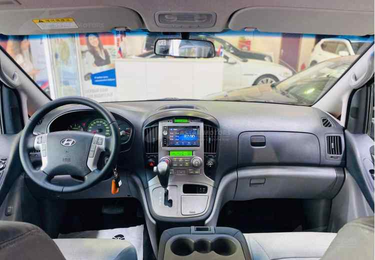 Hyundai Grand Starex