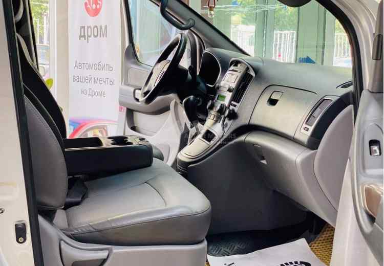 Hyundai Grand Starex