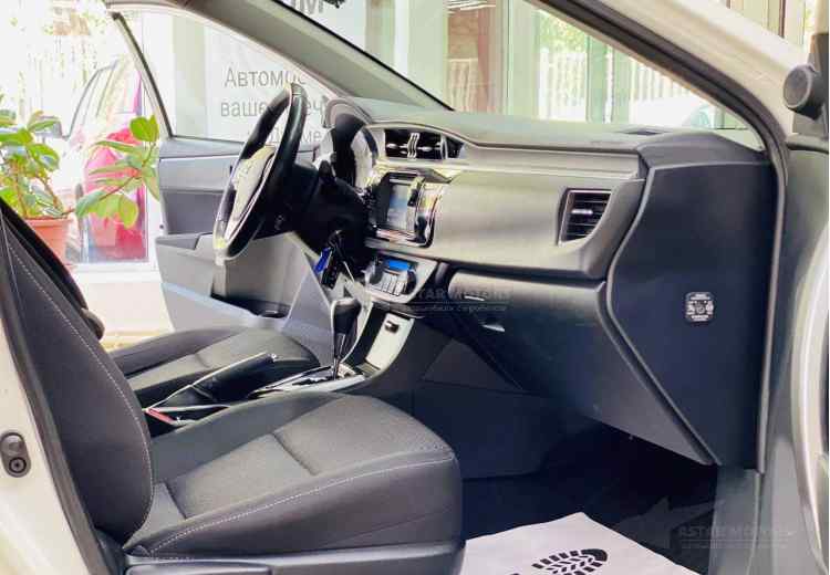 Toyota Corolla XI (E160, E170)