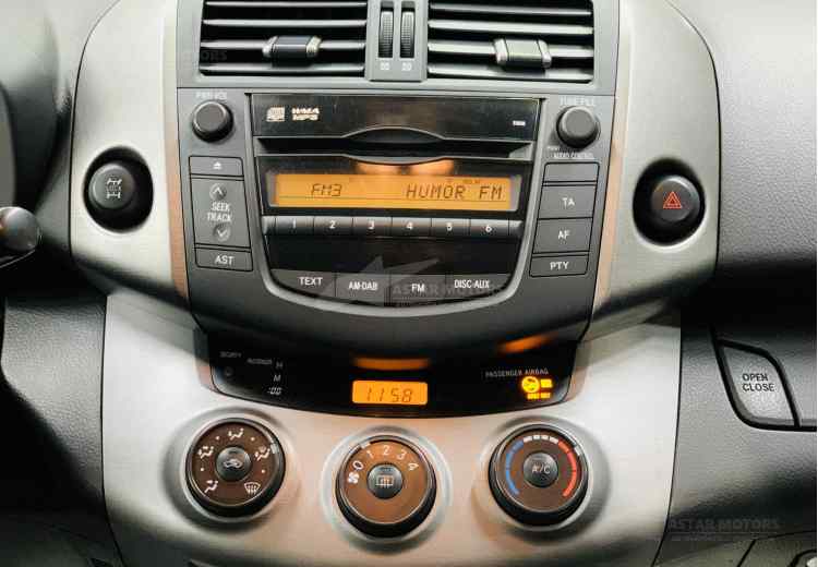 Toyota RAV4 IV (CA40)