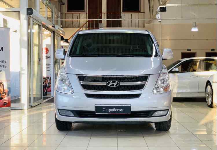 Hyundai Grand Starex