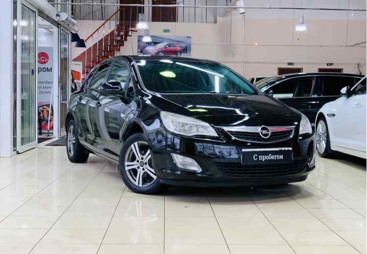 Opel Astra J