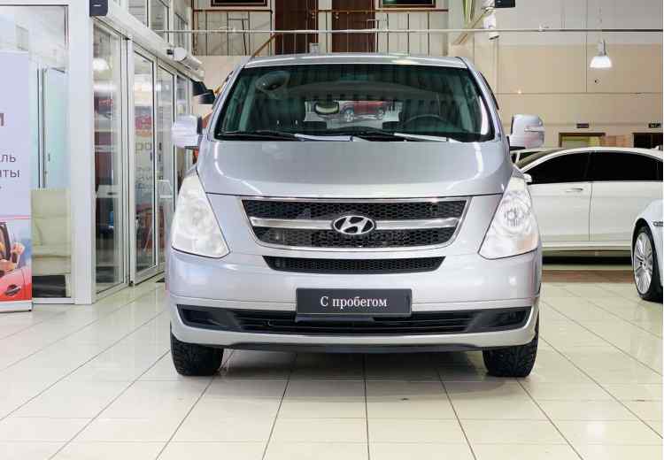 Hyundai Grand Starex