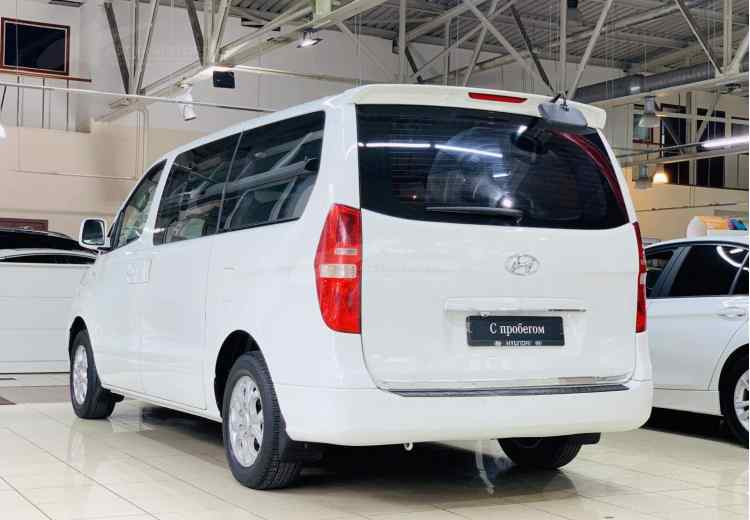 Hyundai Grand Starex