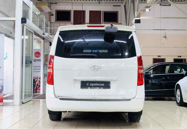 Hyundai Grand Starex