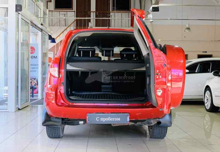 Toyota RAV4 III (XA30)