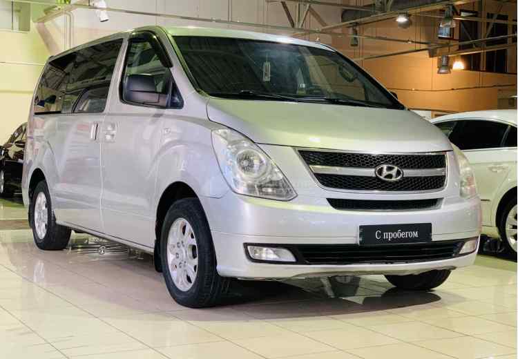 Hyundai Grand Starex