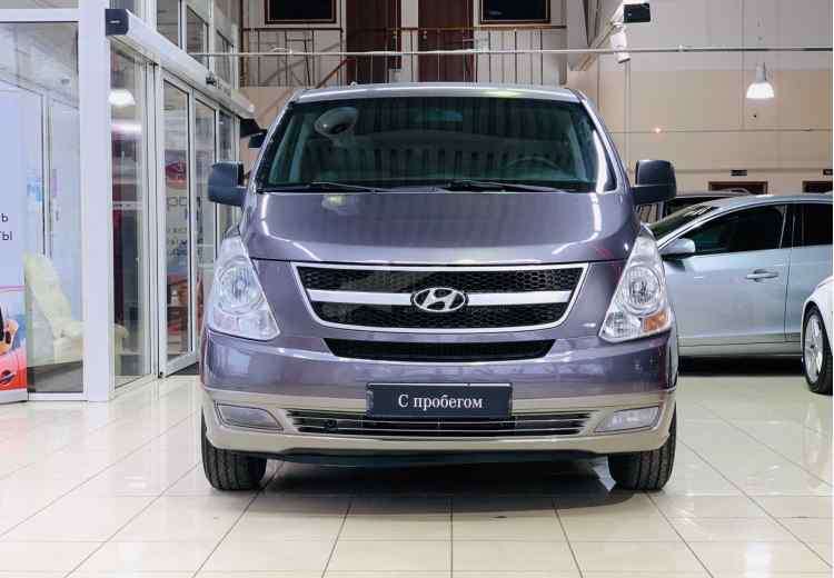 Hyundai H-1 II