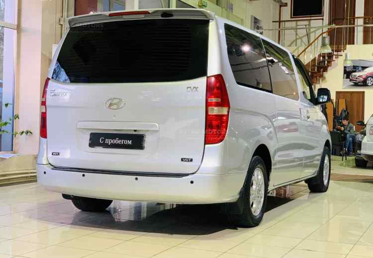 Hyundai Grand Starex