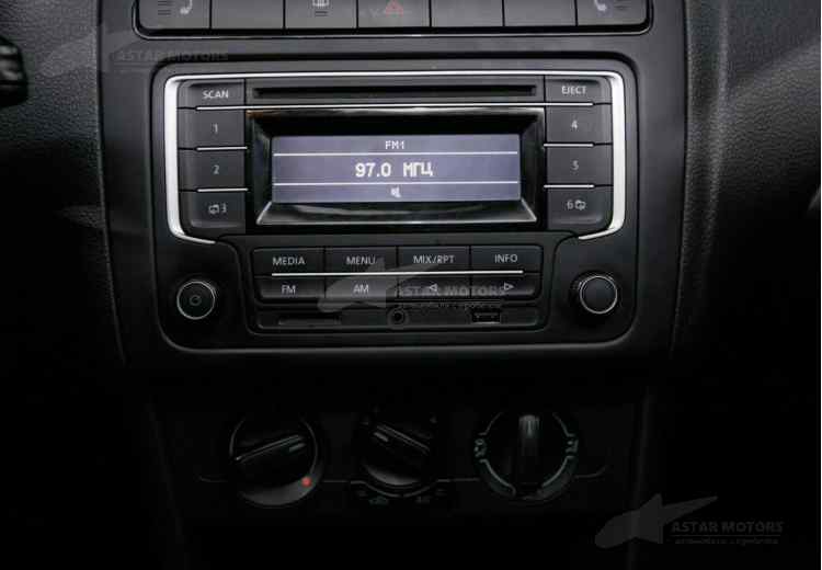 Volkswagen Polo V Рестайлинг