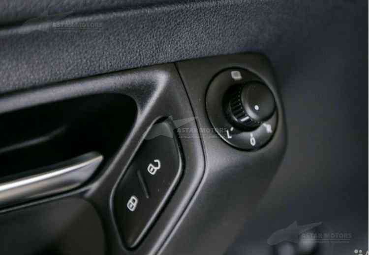 Volkswagen Polo V Рестайлинг