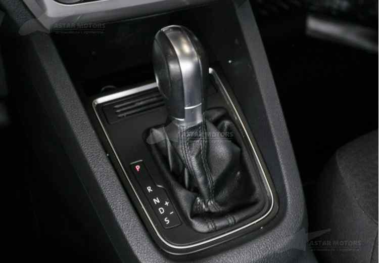 Volkswagen Jetta VII