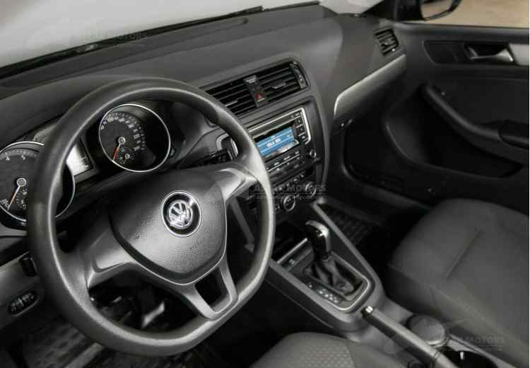 Volkswagen Jetta VI Рестайлинг