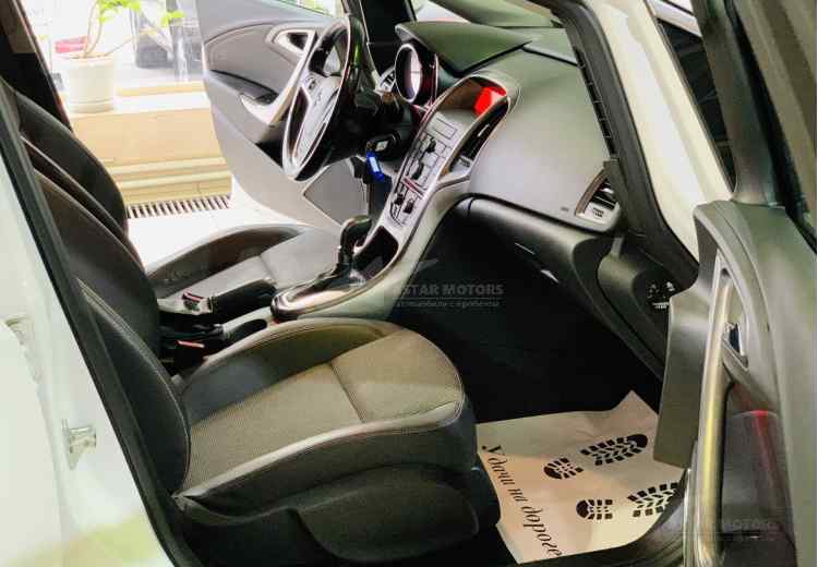 Opel Astra J Рестайлинг