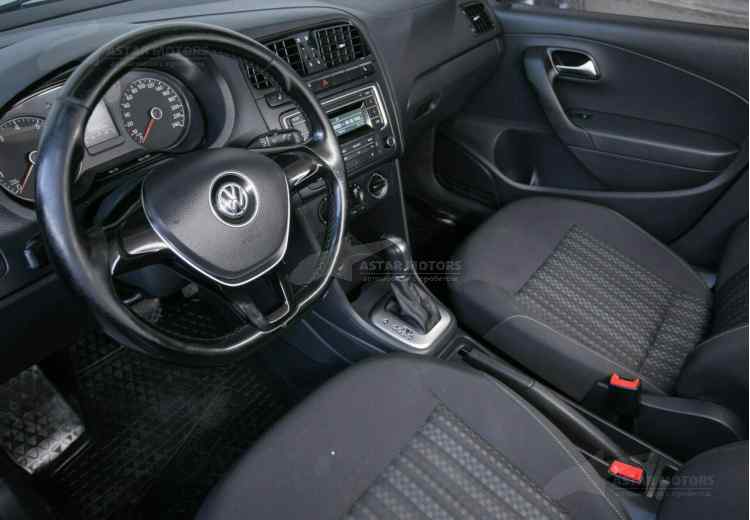 Volkswagen Polo V Рестайлинг