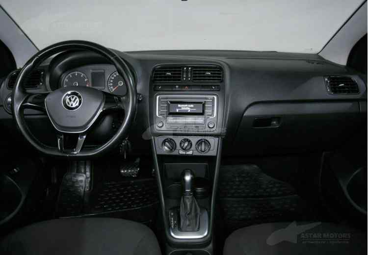 Volkswagen Polo V Рестайлинг