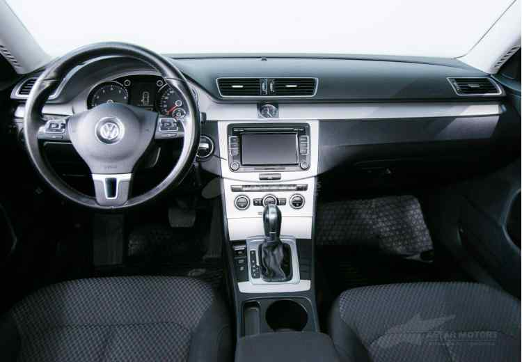 Volkswagen Passat B7