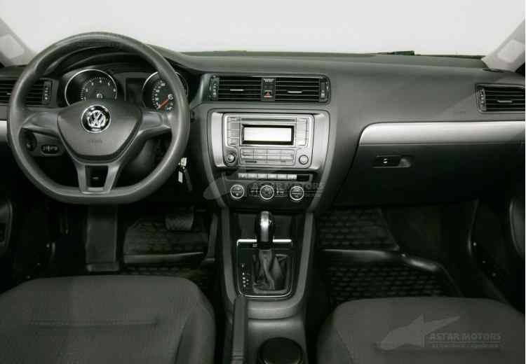 Volkswagen Jetta VI Рестайлинг