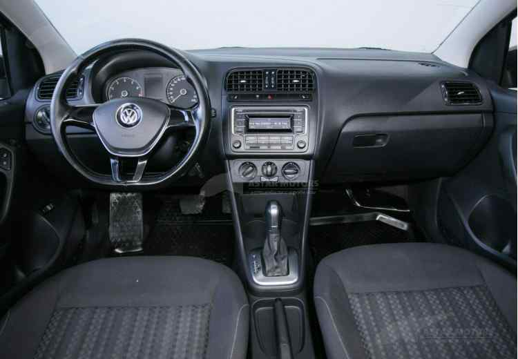 Volkswagen Polo V Рестайлинг