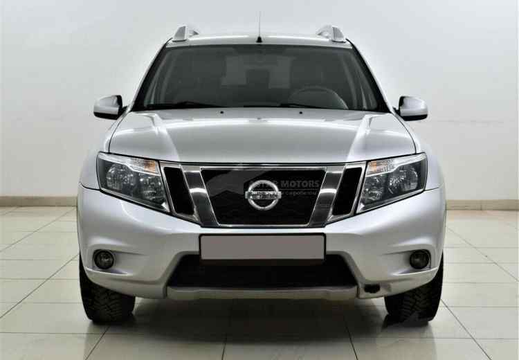 Nissan Terrano III (D10)