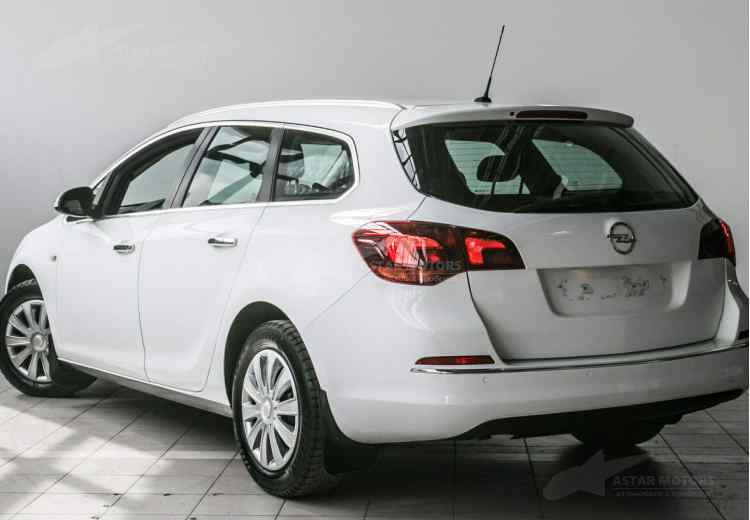 Opel Astra J Рестайлинг