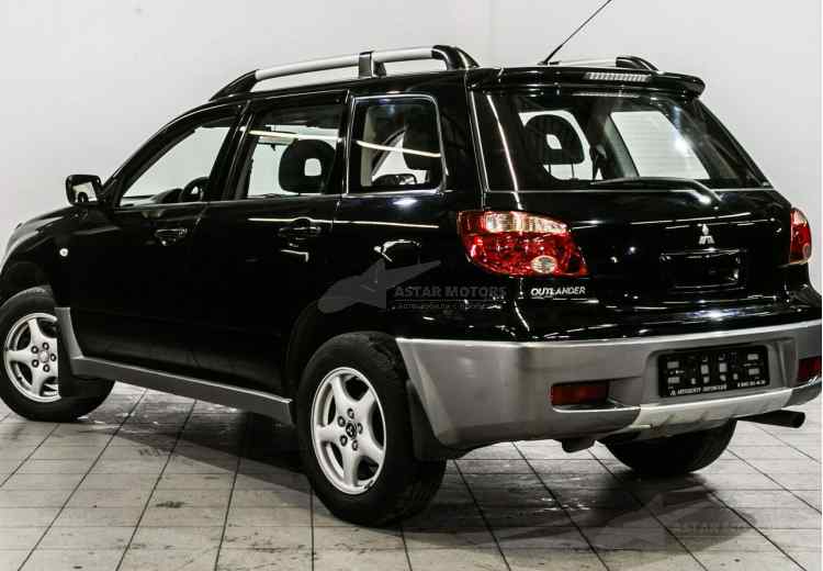 Mitsubishi Outlander II