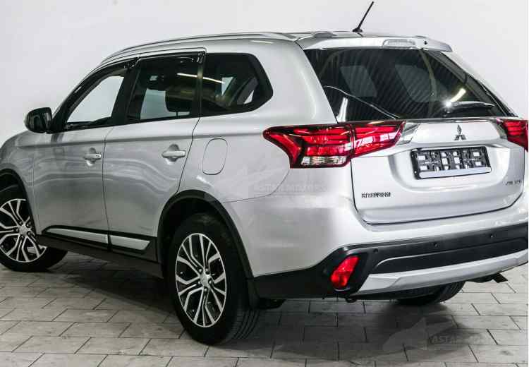 Mitsubishi Outlander III Рестайлинг 2