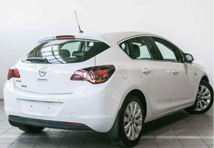Opel Astra J