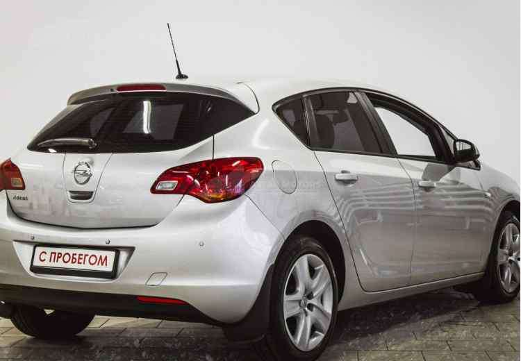 Opel Astra J Рестайлинг