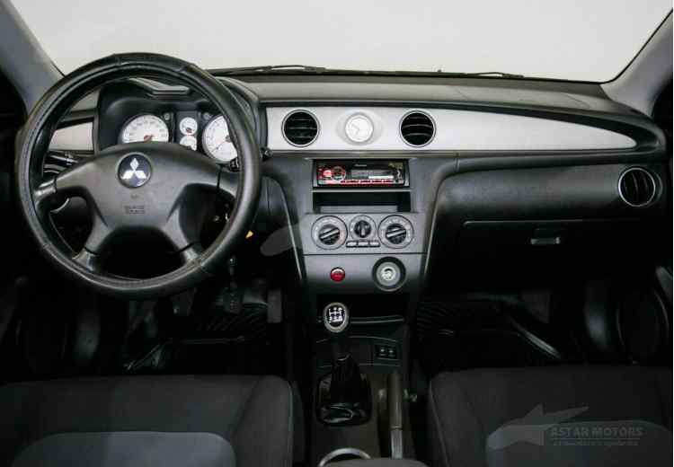 Mitsubishi Outlander II