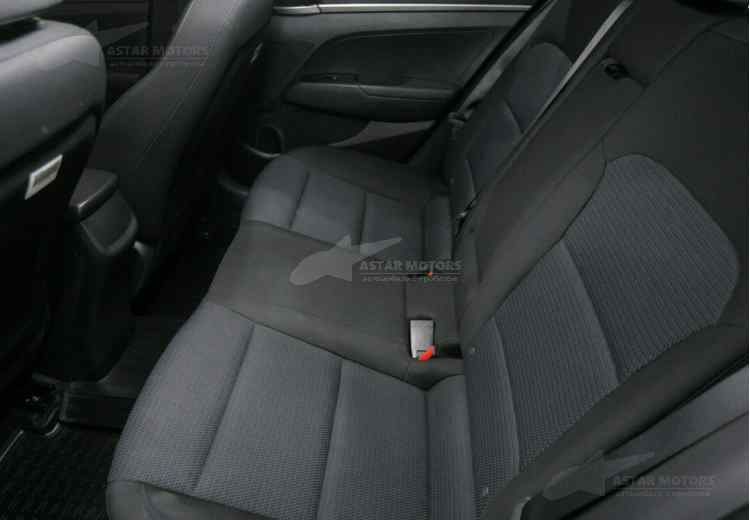 Hyundai Elantra VI (AD)