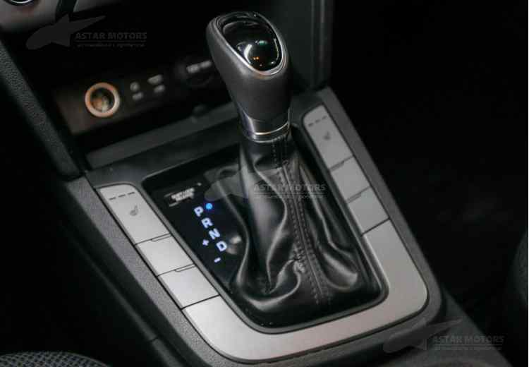 Hyundai Elantra VI (AD)