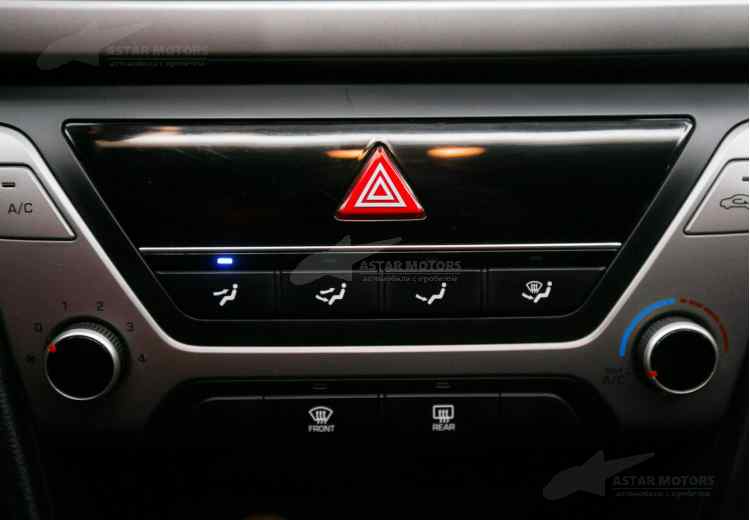 Hyundai Elantra VI (AD)