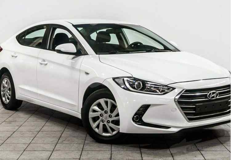 Hyundai Elantra VI (AD)