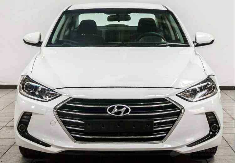 Hyundai Elantra VI (AD)