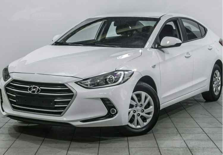 Hyundai Elantra VI (AD)