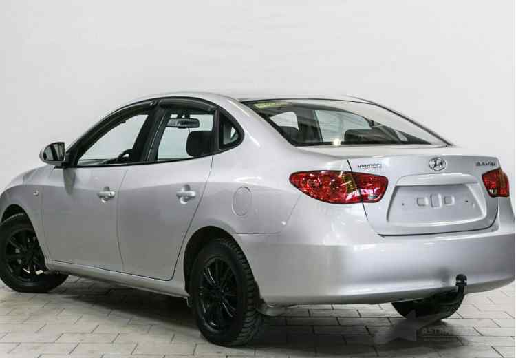 Hyundai Elantra IV (HD)