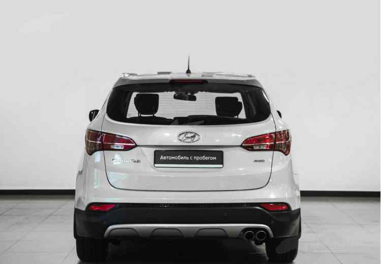 Hyundai Santa Fe III