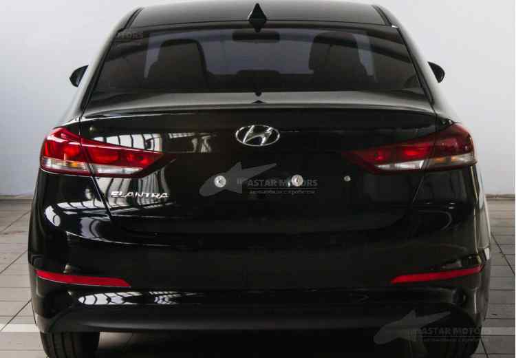 Hyundai Elantra VI (AD)