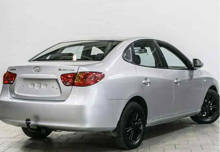 Hyundai Elantra IV (HD)