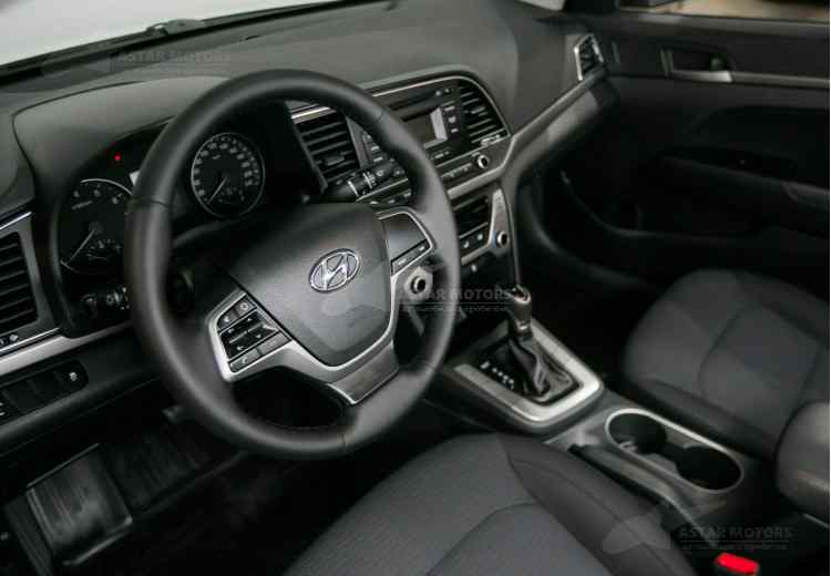 Hyundai Elantra VI (AD)