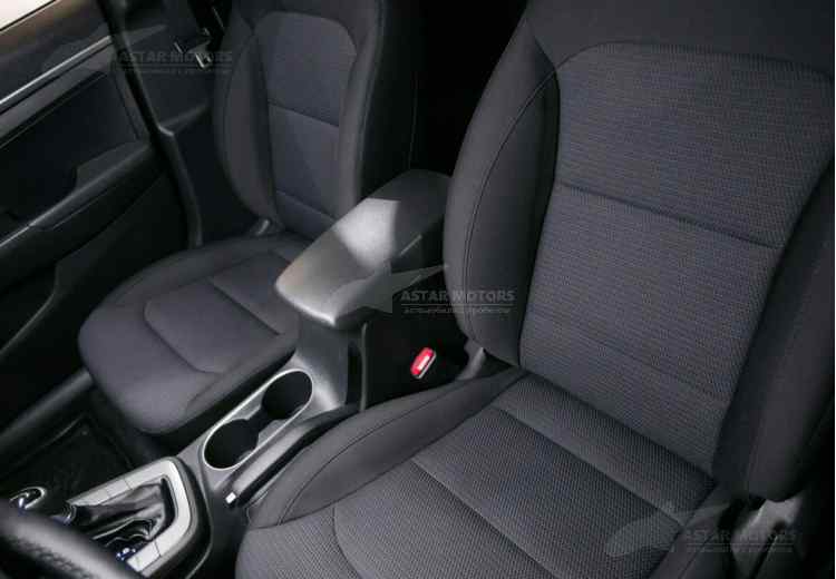 Hyundai Elantra VI (AD)