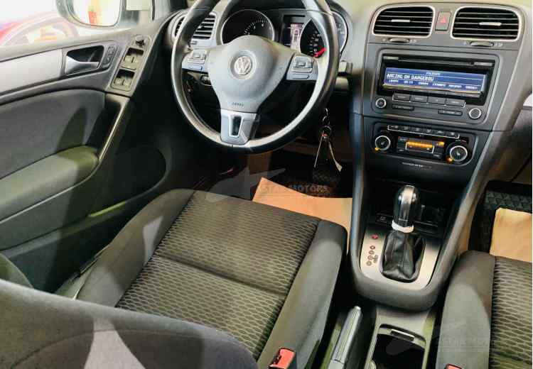 Volkswagen Golf VII