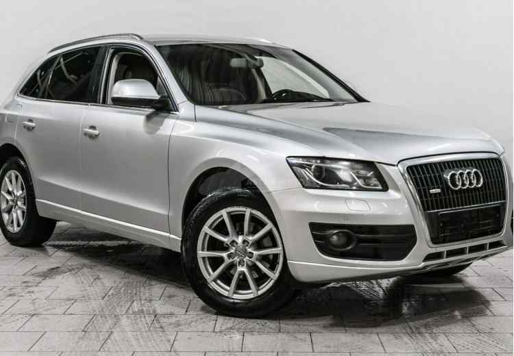 Audi Q5 I (8R)