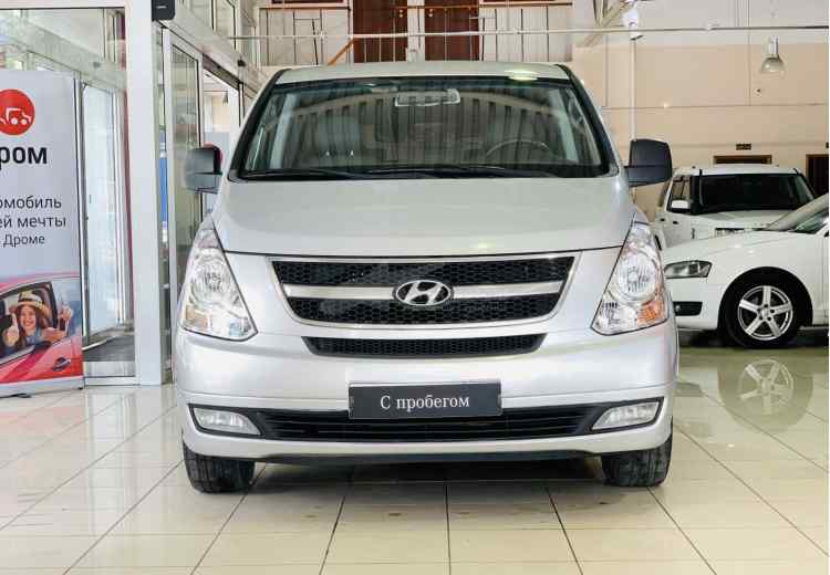 Hyundai Grand Starex
