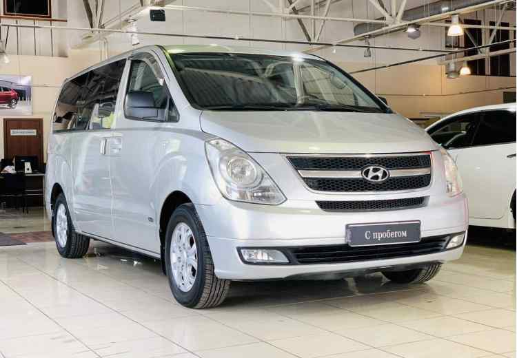 Hyundai Grand Starex