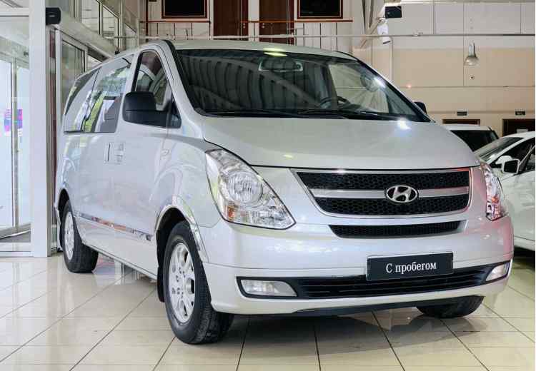 Hyundai Grand Starex
