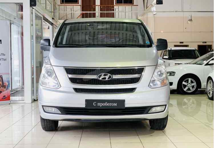 Hyundai Grand Starex