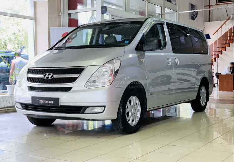 Hyundai Grand Starex
